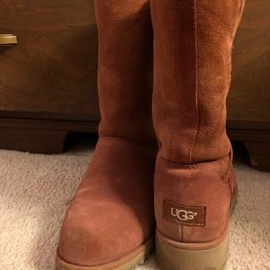 Size 8 Pumpkin Spice Uggs